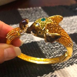 Elephant Bangle Bracelet. NWOT